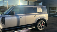 Land Rover Defender 3.0 D300 X-Dynamic HSE 110 5dr Auto Diesel Estate